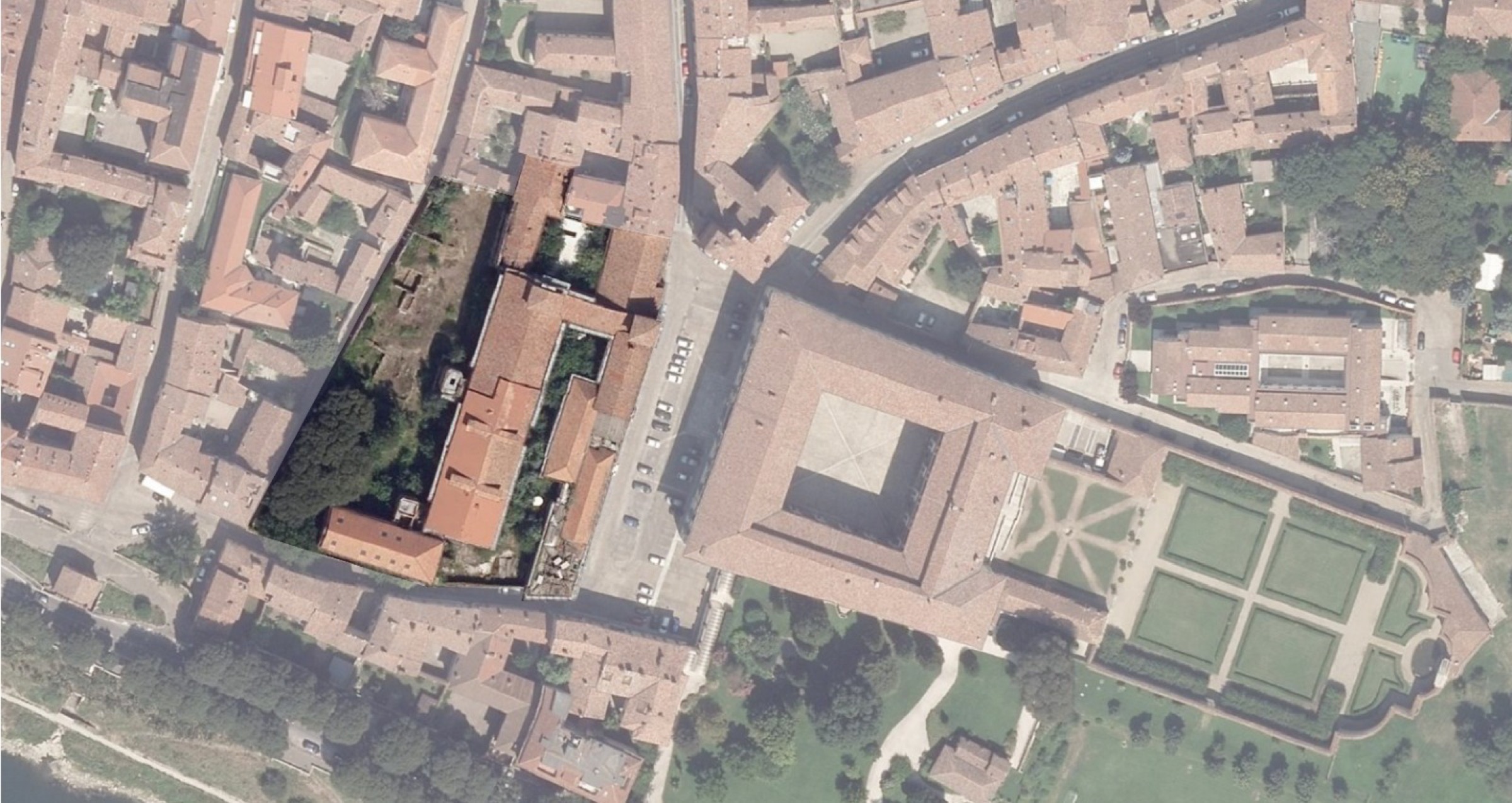Progetto di ristrutturazione complesso monumentale vincolato “Palazzo Piazza Borromeo”